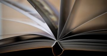 Herecké životopisy: Kteří žijící slavní herci vydali český životopis?