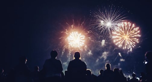 Poslední den ZOH: běžkyně na 50 km a česká vlajka na zakončení v rukou hvězd