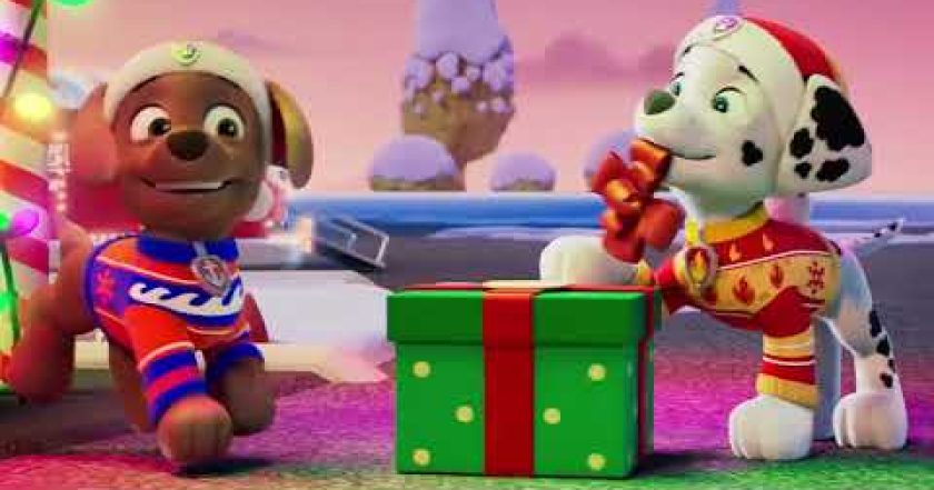 Tlapková patrola slaví Vánoce