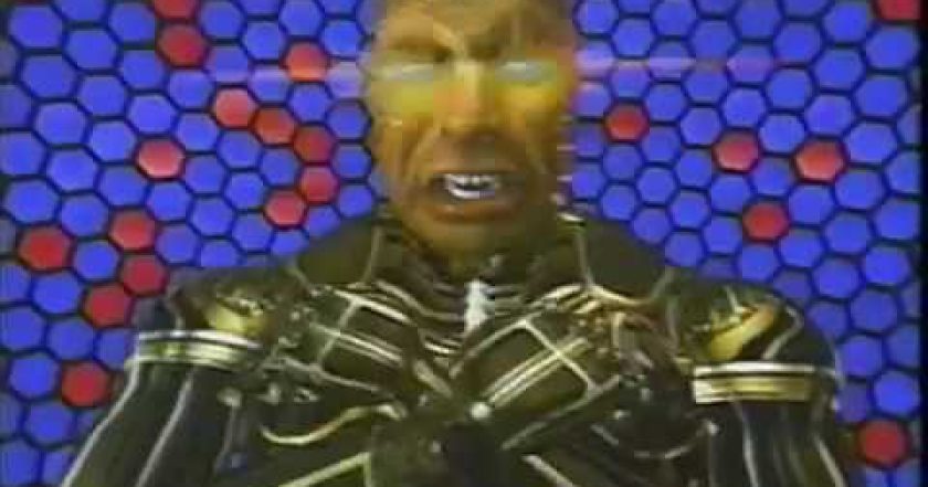 Trávníkář 2: Odvrácená strana vesmíru