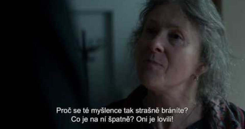 Přes kosti mrtvých