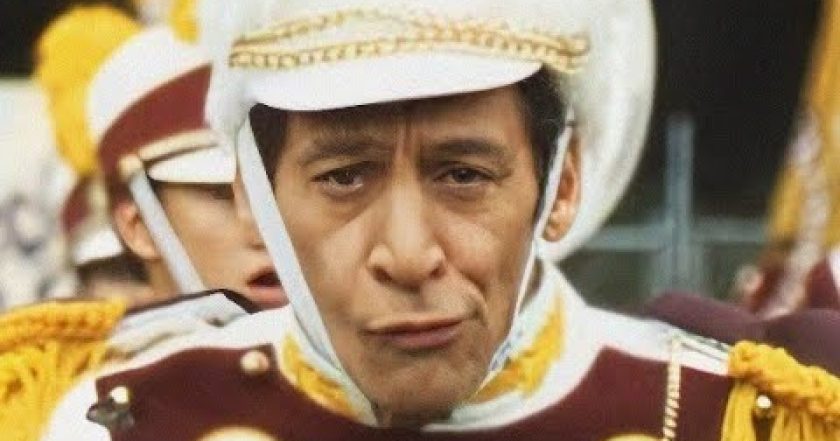 Ernest jde do školy