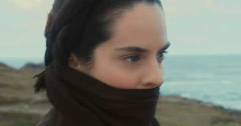 Portrét dívky v plamenech