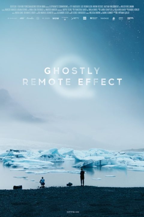 Plakát Q: Ghostly Remote Effect