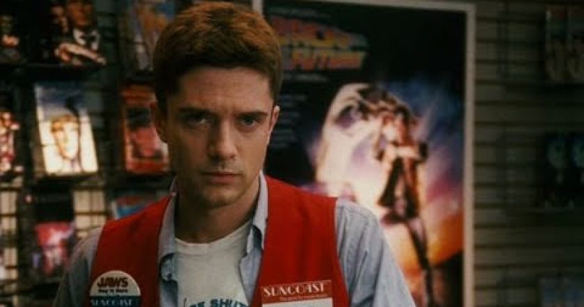 Noc je ještě mladá