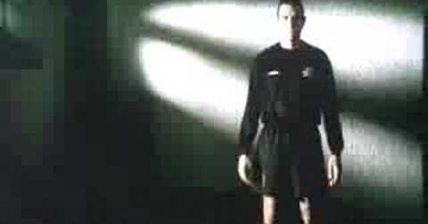 Fotbal za mřížemi